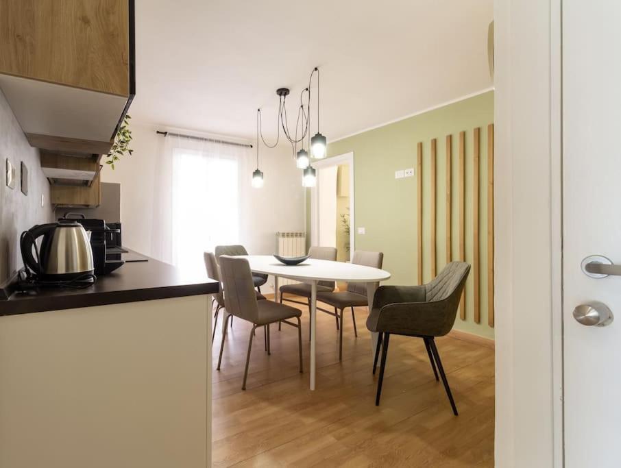 Elegant Flat In The City Centre With Two Suite Perugia Exteriör bild